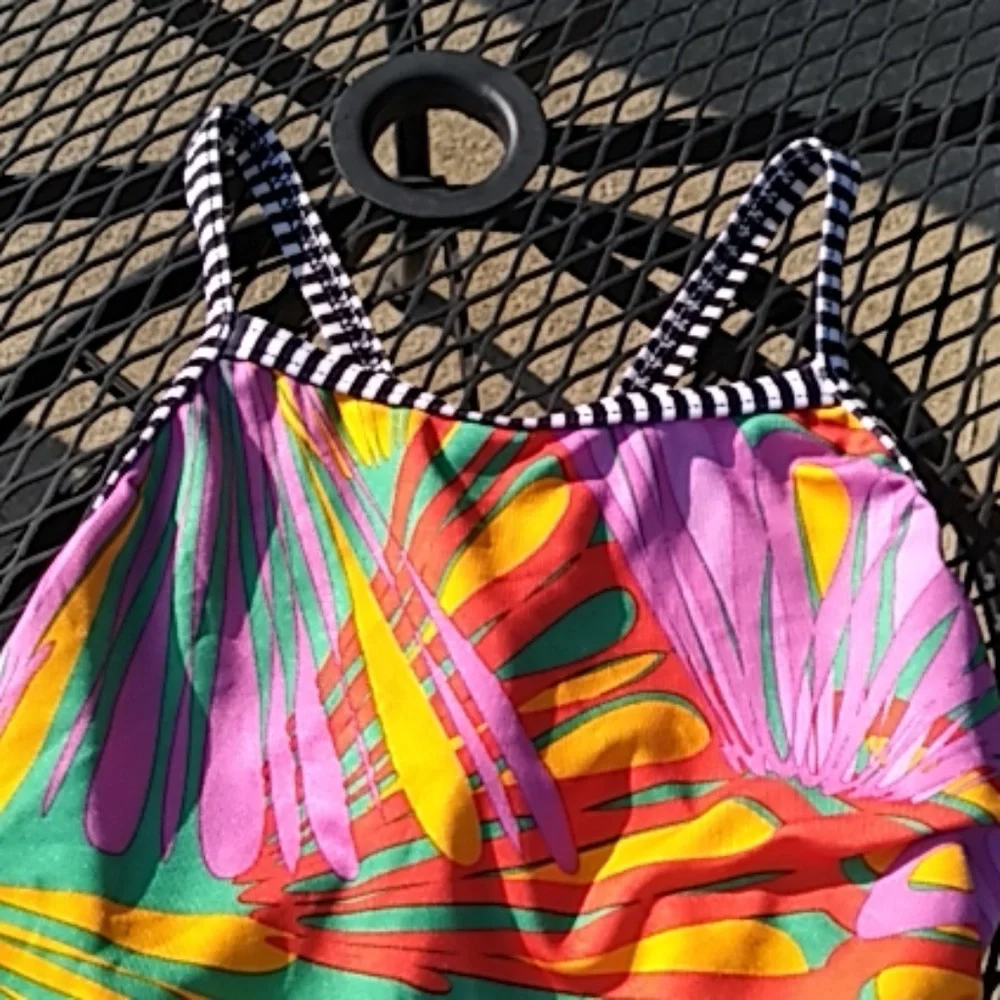 Dolfin one piece swimsuit‎ size 30